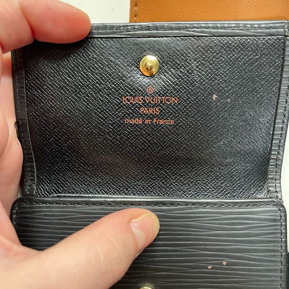 Authentic Epi Elise Trifold Louis Vuitton Wallet - Picture 6 of 6